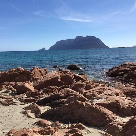 A Due Passi Dal Mare * Porto Istana