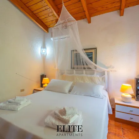 Magnifica Immersa Nella Natura Con Privata A Due Passi Dal Mare