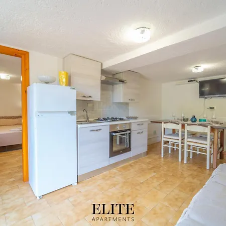 Magnifica Immersa Nella Natura Con Privata A Due Passi Dal Mare